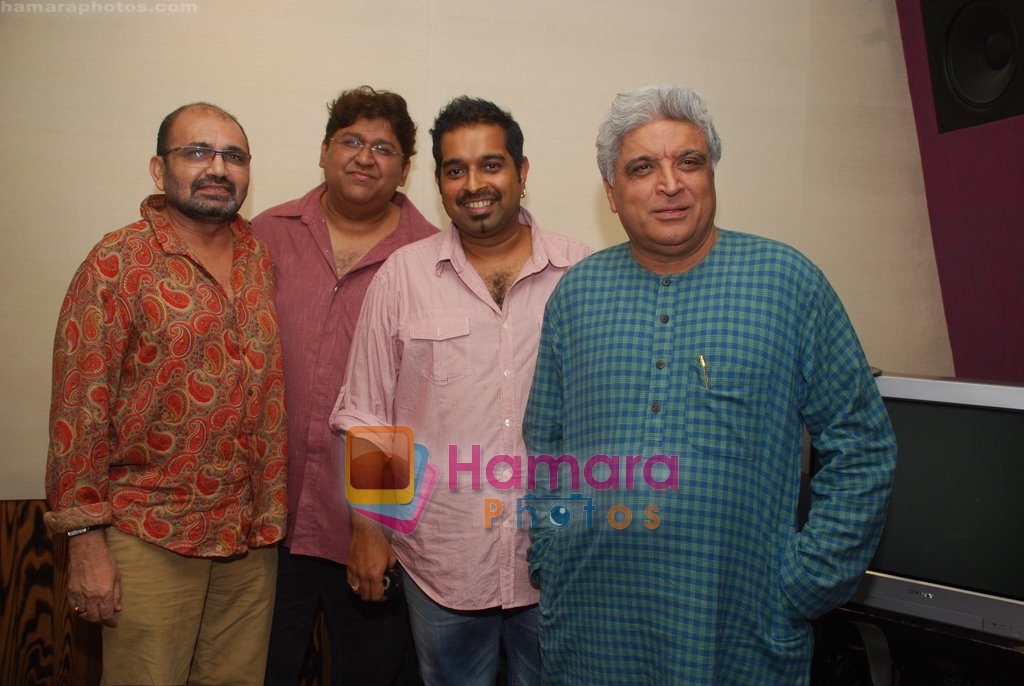 Javed Akhtar, Shankar Mahadevan, Monty Record for Mirch in Purple Haza, Bandra, Mumbai on 30th June 2009 