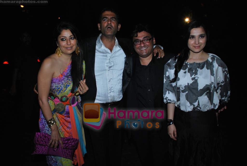 Simone Singh at MJ tribute in Olive, Mahalaxmi on 15th July 2009 