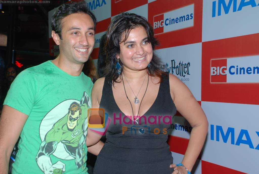 Divya Palat and Aditya Hitkari at Harry Potter 6 premiere in IMAX Wadala on 15th July 2009 