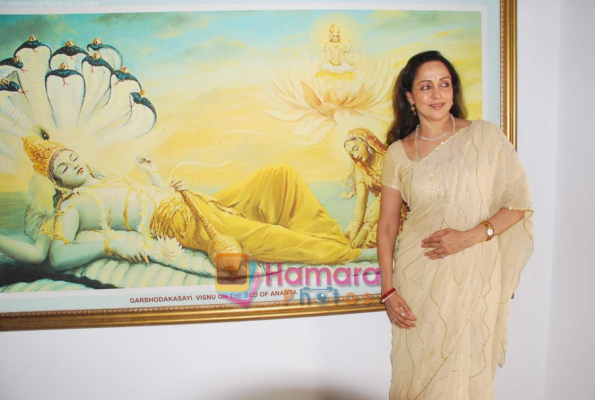 Hema Malini at the launch of Jai Shri Krishna - Natkhat Kanhaiya Ke Geet album on Sony Music at ISKCON temple on 25th July 2009 