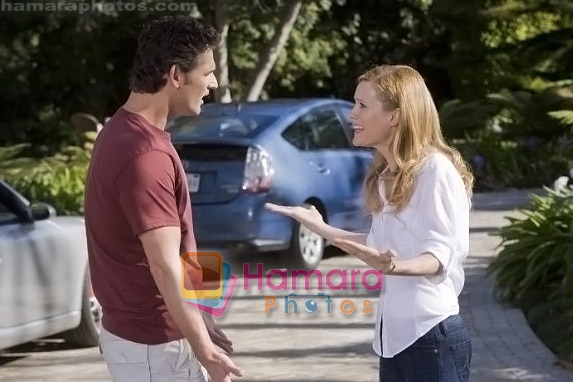 Leslie Mann, Eric Bana in still from the movie Funny People