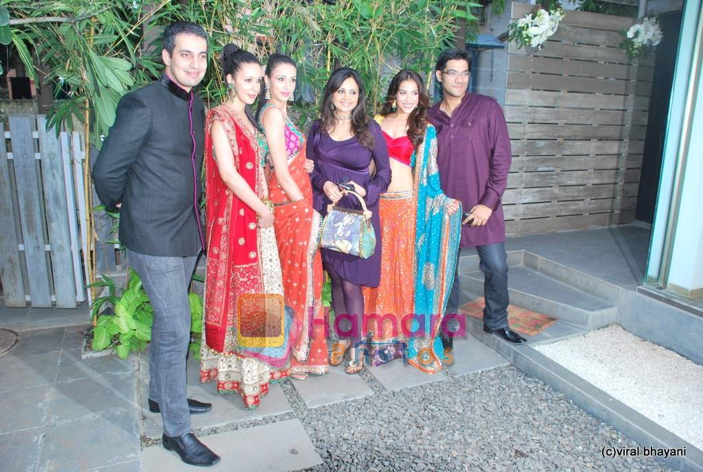 Shyamal, Alecia Raut, Meera Mahadevia at the launch of bridal collection at Chamomile in Bandra on 29th July 2009 