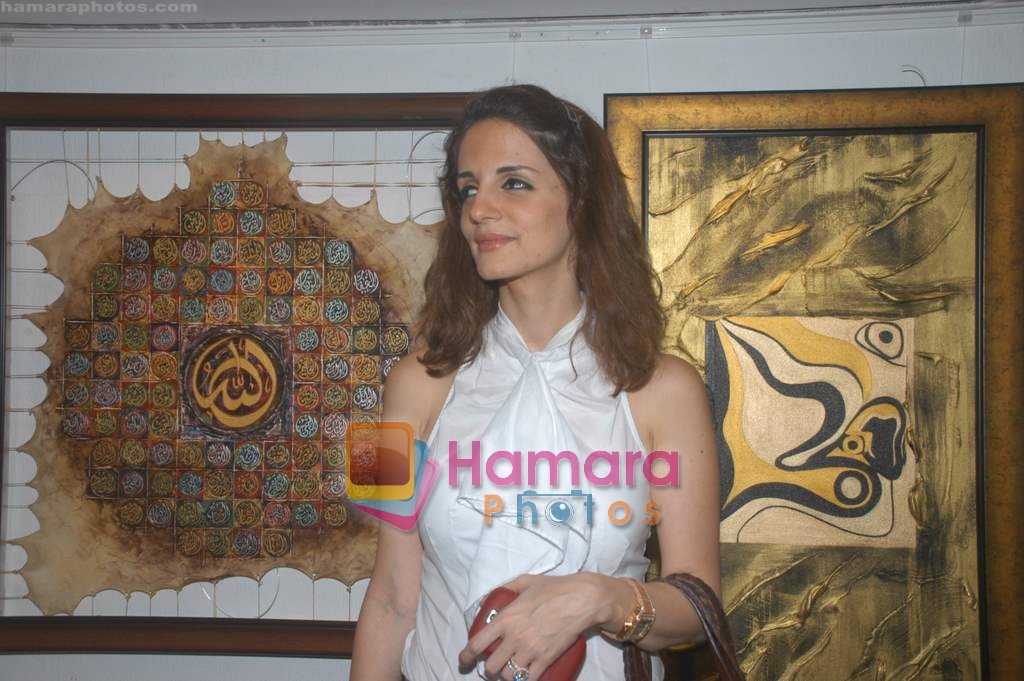Suzanne Roshan at Ohm art exhibition in Juhu on 6th Aug 2009 