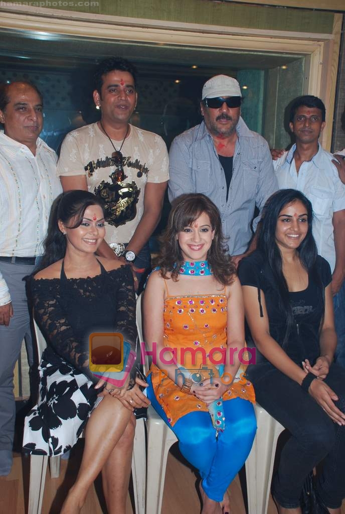 Jackie Shroff, Ravi Kishan at Balidan film mahurat in Sound City on 7th Aug 2009 