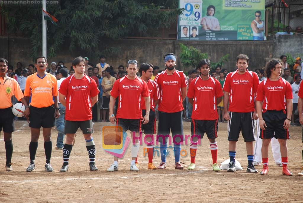 Sohail Khan, Salman Khan, Ranbir Kapoor at Being Human soccer match in Bandra on 15th Aug 2009 