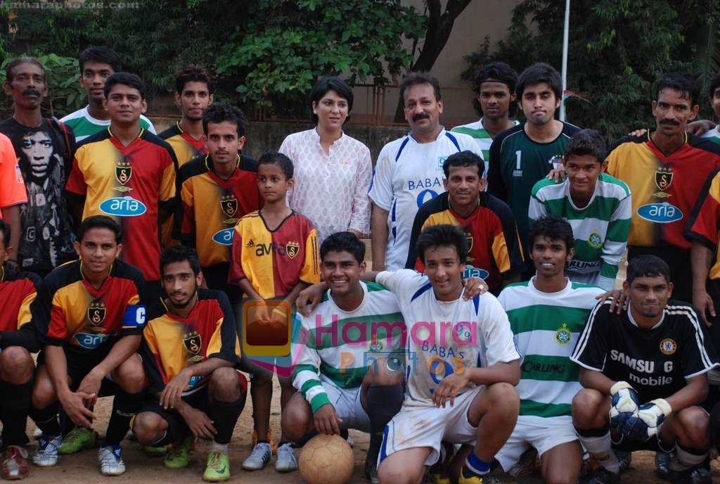 Priya Dutt at Being Human soccer match in Bandra on 15th Aug 2009 
