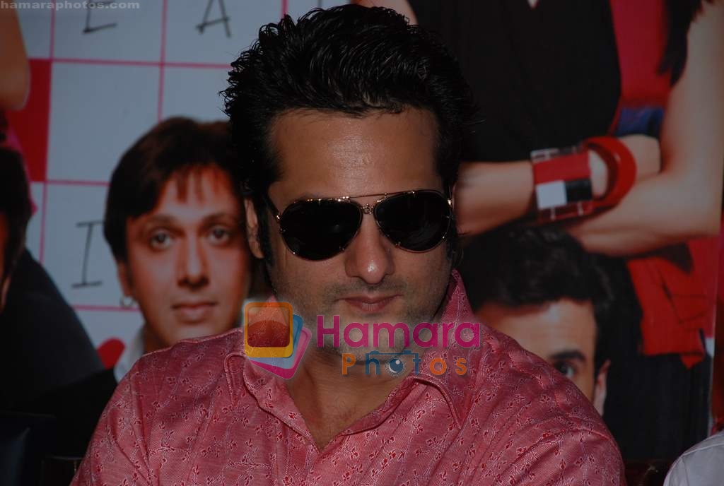 Fardeen Khan sell the tickets to promote the film in Galaxy, Bandra on 17th Aug 2009 