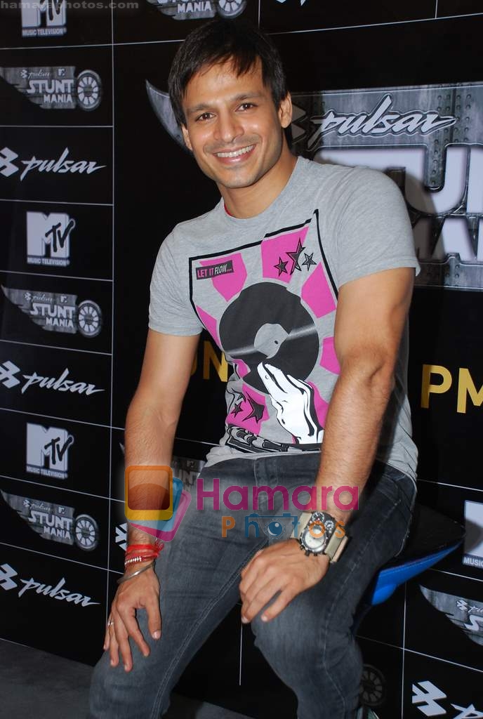 Vivek Oberoi promotes MTV Stunt Mania show in MTV Office on 20th Aug 2009 