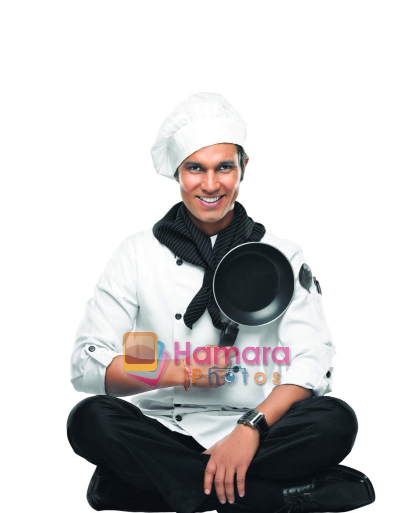 Randeep Hooda in the Still from movie Love Khichdi 