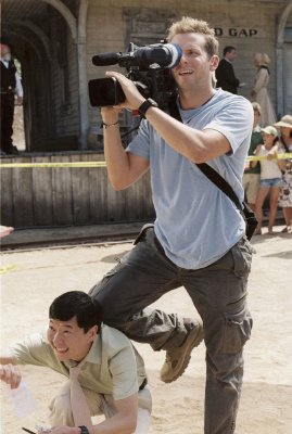 Bradley Cooper, Ken Jeong in still from the movie ALL ABOUT STEVE