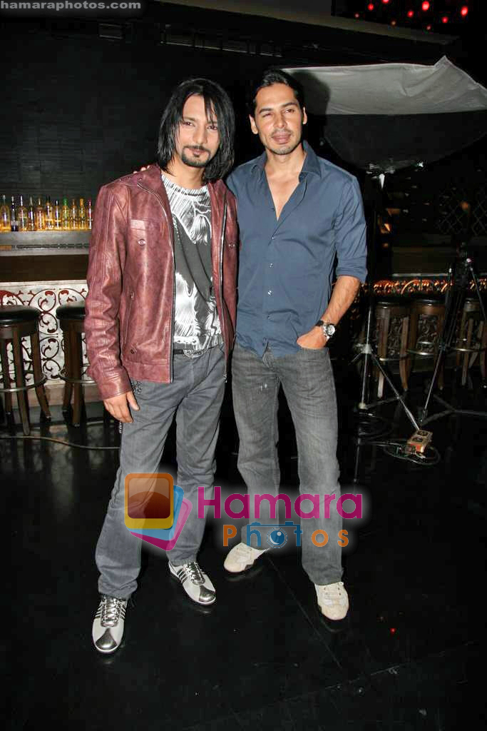 Dino Morea at Acid Factory promotional event in Mirador on 9th Sep 2009 