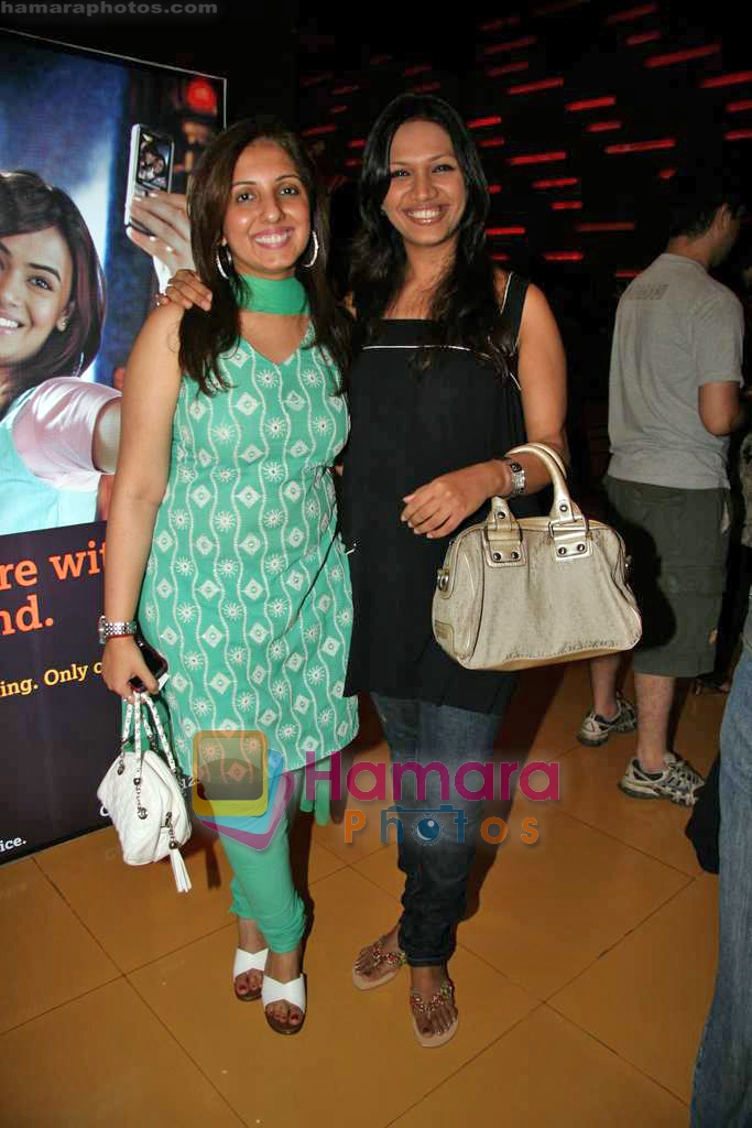 Munisha Khatwani, Mansi Verma at Ugly Truth premiere in Cinemax on 9th Sep 2009 