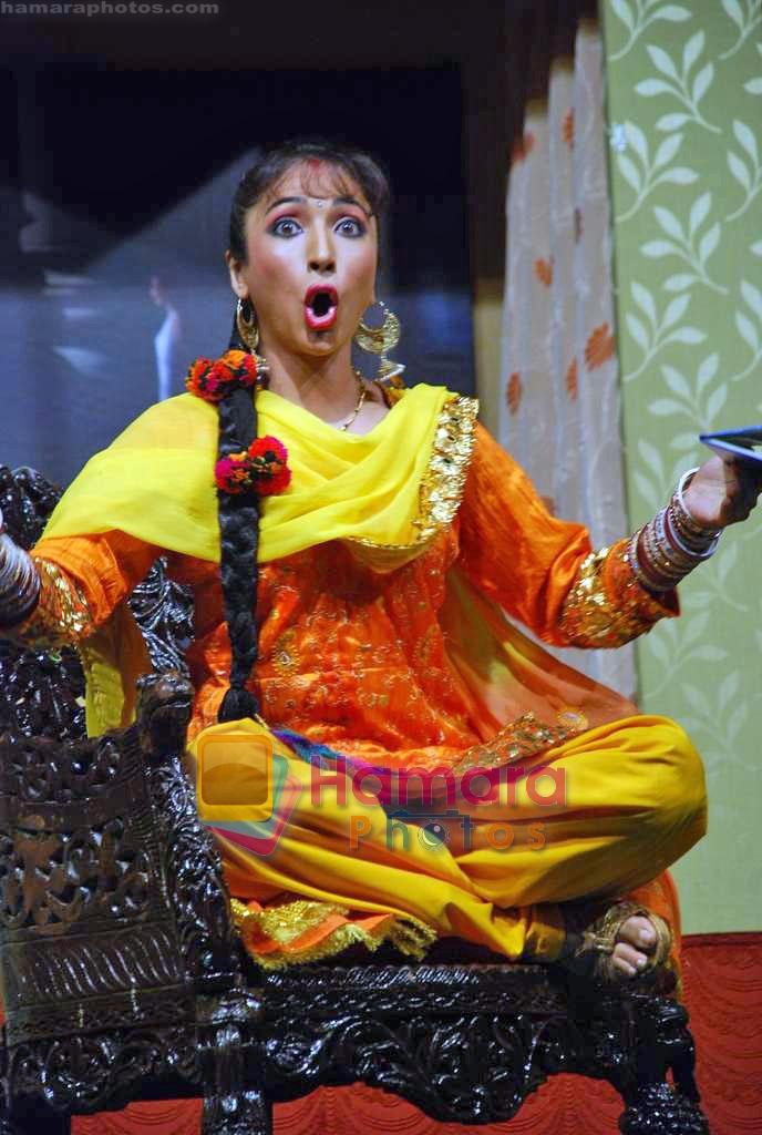 Mouli Ganguly at Oye Band Baj Gaya play premiere in Rangsharda on 13th Sep 2009 