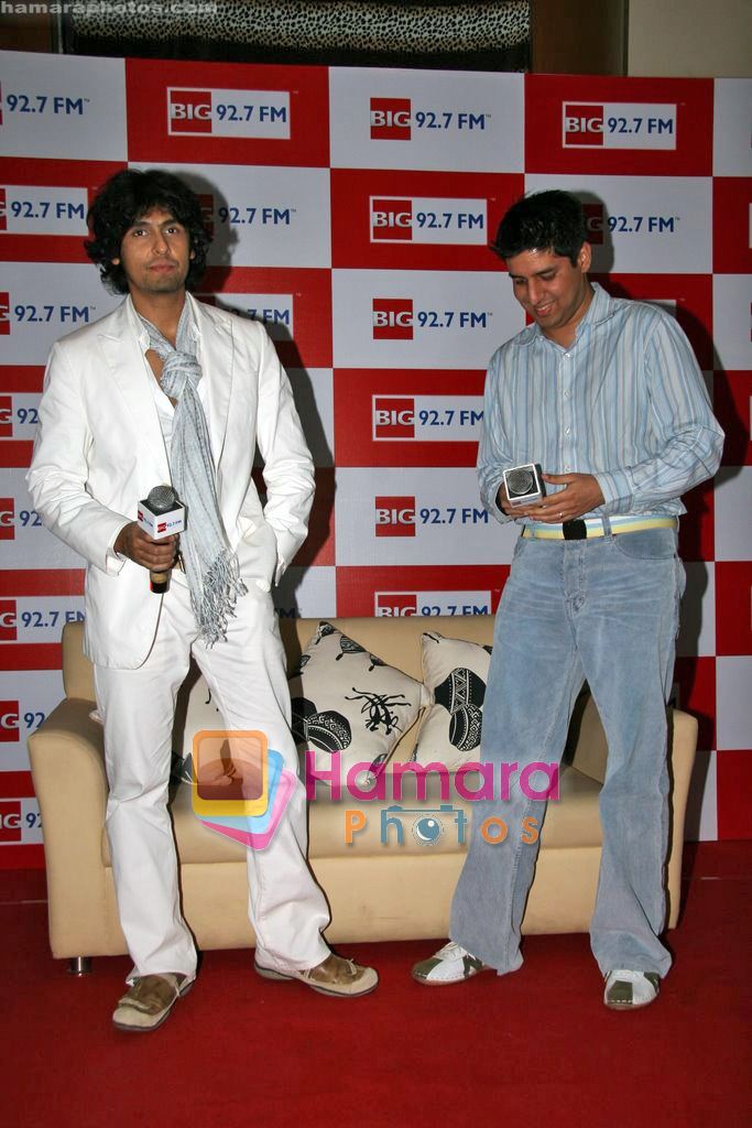 Sonu Nigam to endorse Big FM chillax music in Marimba, Mumbai on 16th Sep 2009