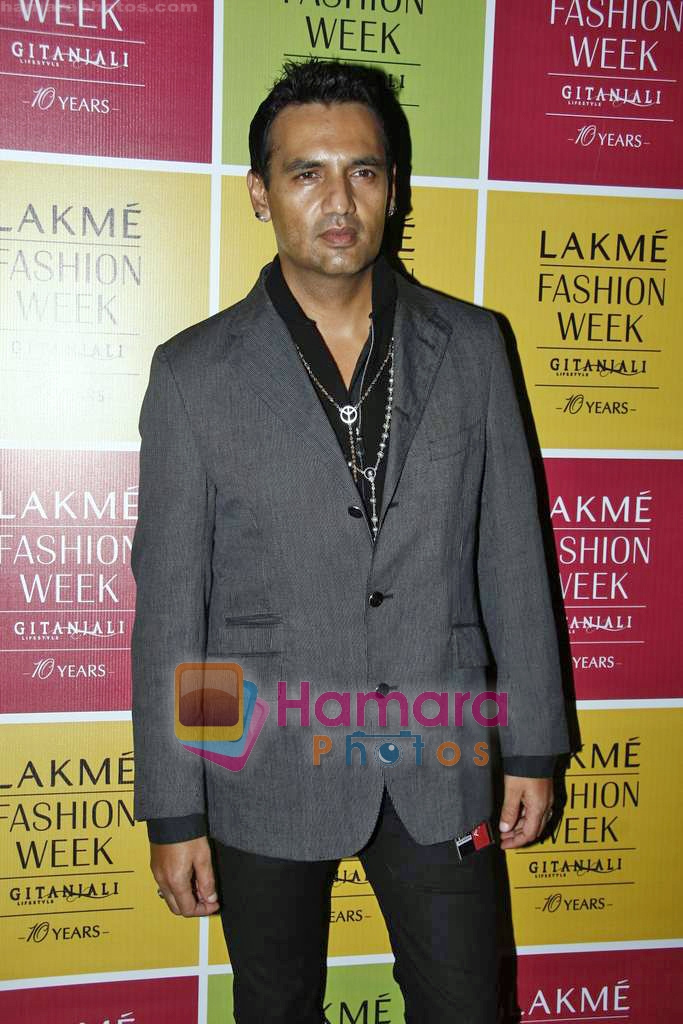 Marc Robinson at the Lakme Fashion Week 09 Day 3 on 20th Sep 2009 