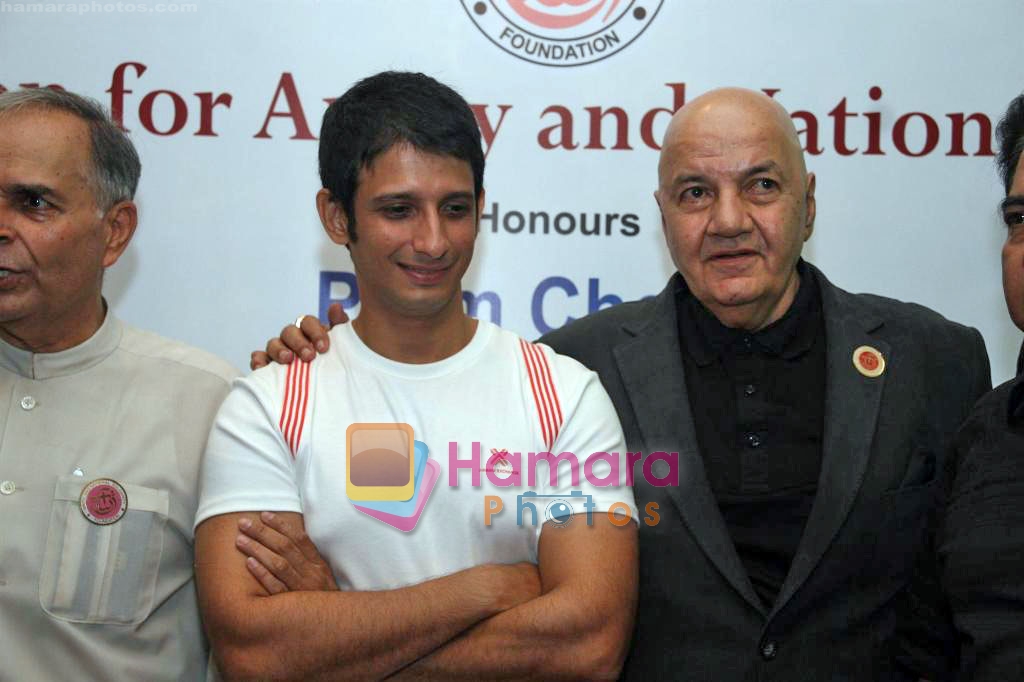 Prem Chopra and Sharman Joshi at the Foundation for amity and national solidarity in mumbai on 3rd Oct 2009 