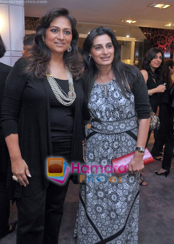 Sharmilla Khanna, Mana Shetty at the re- opening of the Jimmy Choo store at Galleria, Trident, Nariman Point, Mumbai on 5th Oct 2009 