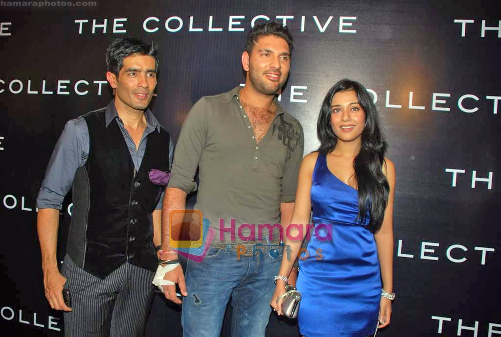 Manish Malhotra, Yuvraj Singh, Amrita Rao at The Collective show in Palladium  on 9th Oct 2009 