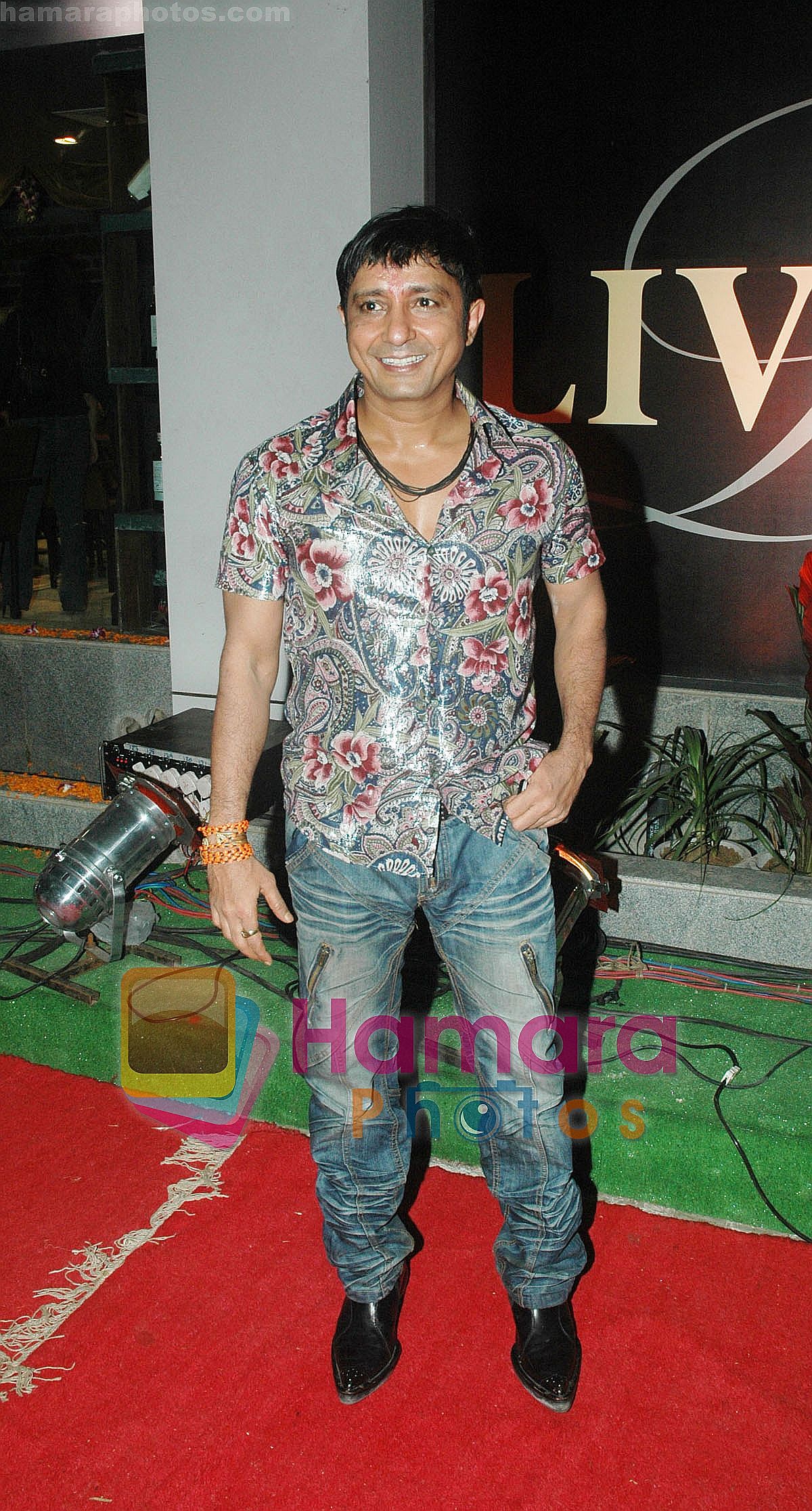 Sukhwinder Singh at the Launch of Living Liquidz in Tata Star Bazaar on 12th Oct 2009