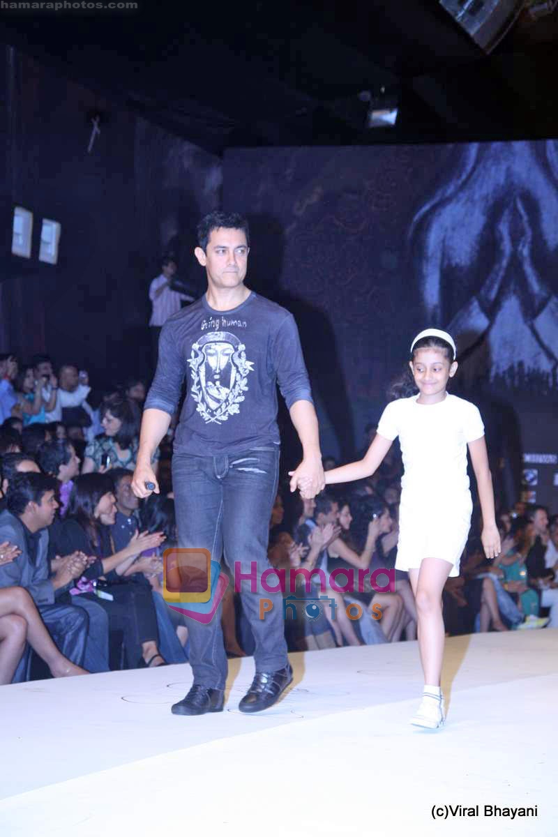 Aamir Khan at Being Human Show in HDIL Day 2 on 13th Oct 2009 