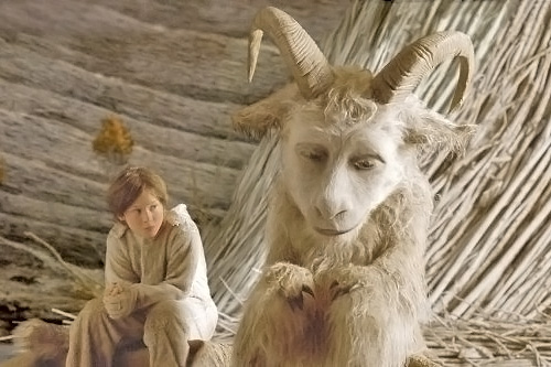 Still from the movie WHERE THE WILD THINGS ARE 