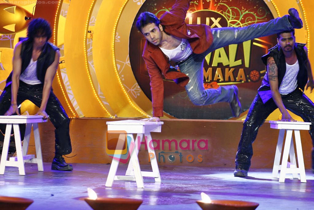 Tusshar Kapoor at Lux Diwali Dhamaka Show on 22nd Oct 2009 