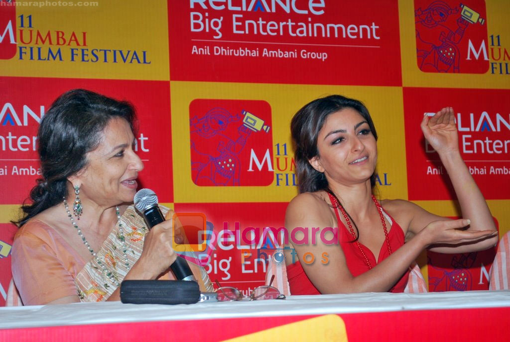 Soha Ali Khan, Sharmila Tagore at MAMI in  Fun Republic, Mumbai on 30th Oct 2009 