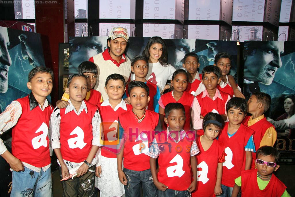 Ritesh Deshmukh, Jacqueline Fernandez at Make a wish foundation event in Mumbai on 31st Oct 2009 