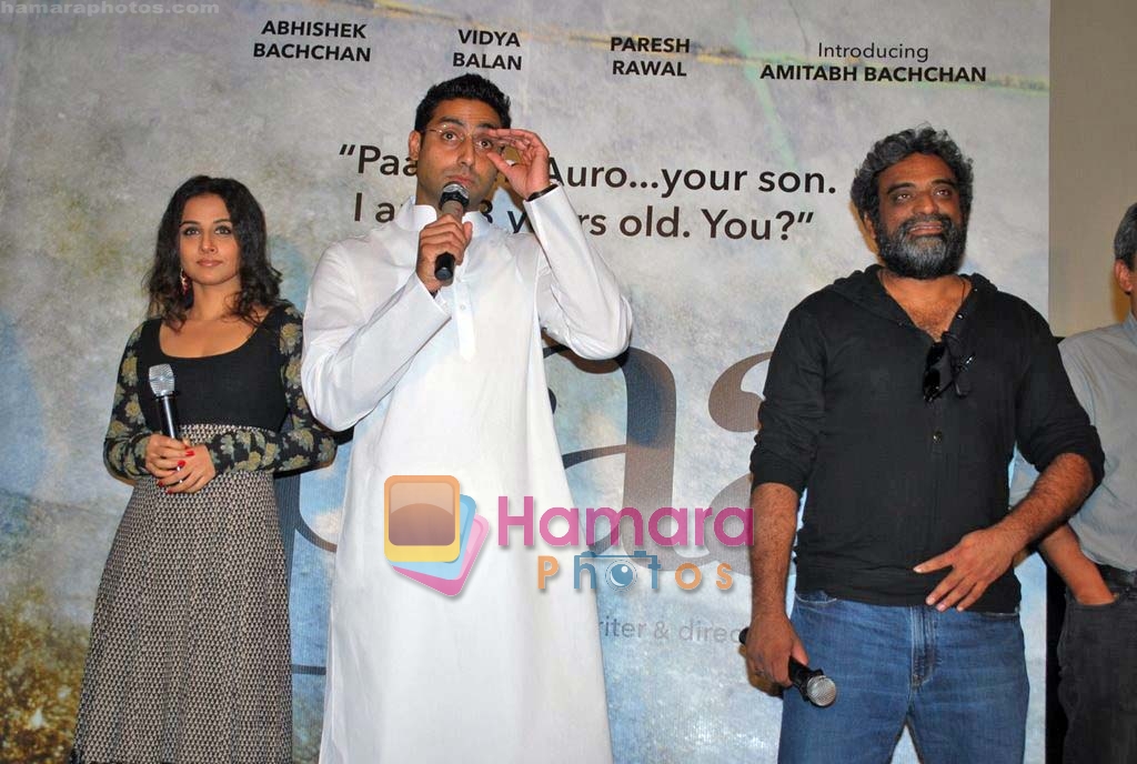 Abhishek bachchan, Vidya Balan, Balki unveiled the first look of Paa at a media conference held in mumbai on 4th Nov 2009 