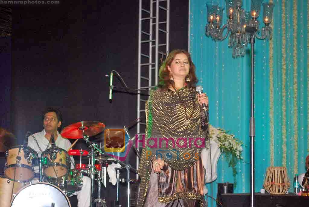 Rekha Bharadwaj at Rekha Bharadwaj's concert in Band Stand on 10th Nov 2009 