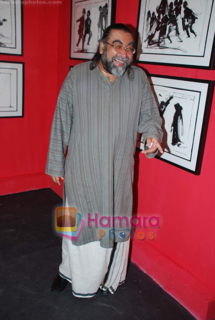 at Charcoal Paintings exhibition by Ajay De in Mumbai on 16th Nov 2009 
