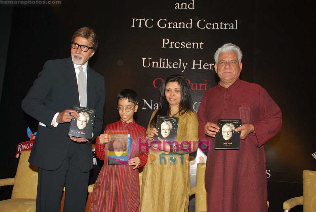 Amitabh Bachchan, Om Puri at the launch of Om Puri's biography titled Unlikely Hero in ITC Grand Central, Mumbai on 23rd Nov 2009 