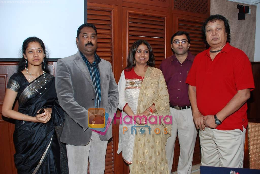 Bhupinder Singh and Mitali at press meet to promote Naam Gum Jayega show in The Club on 23rd Nov 2009 