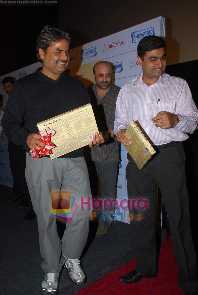 Vishal Bharadwaj at the DVD launch on the life of Panchamda - Pancham Unmixed in Cinemax on 25th Nov 2009 