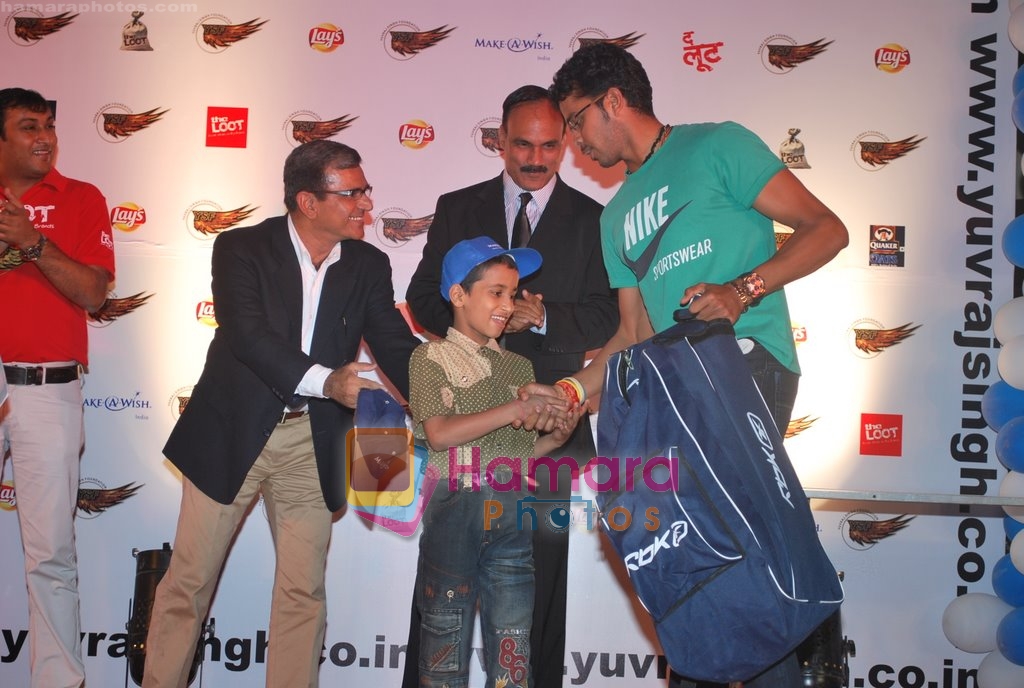 Sreesanth at Make-a-Wish childrens Event in Cuffe Parade, Mumbai on 30th Nov 2009