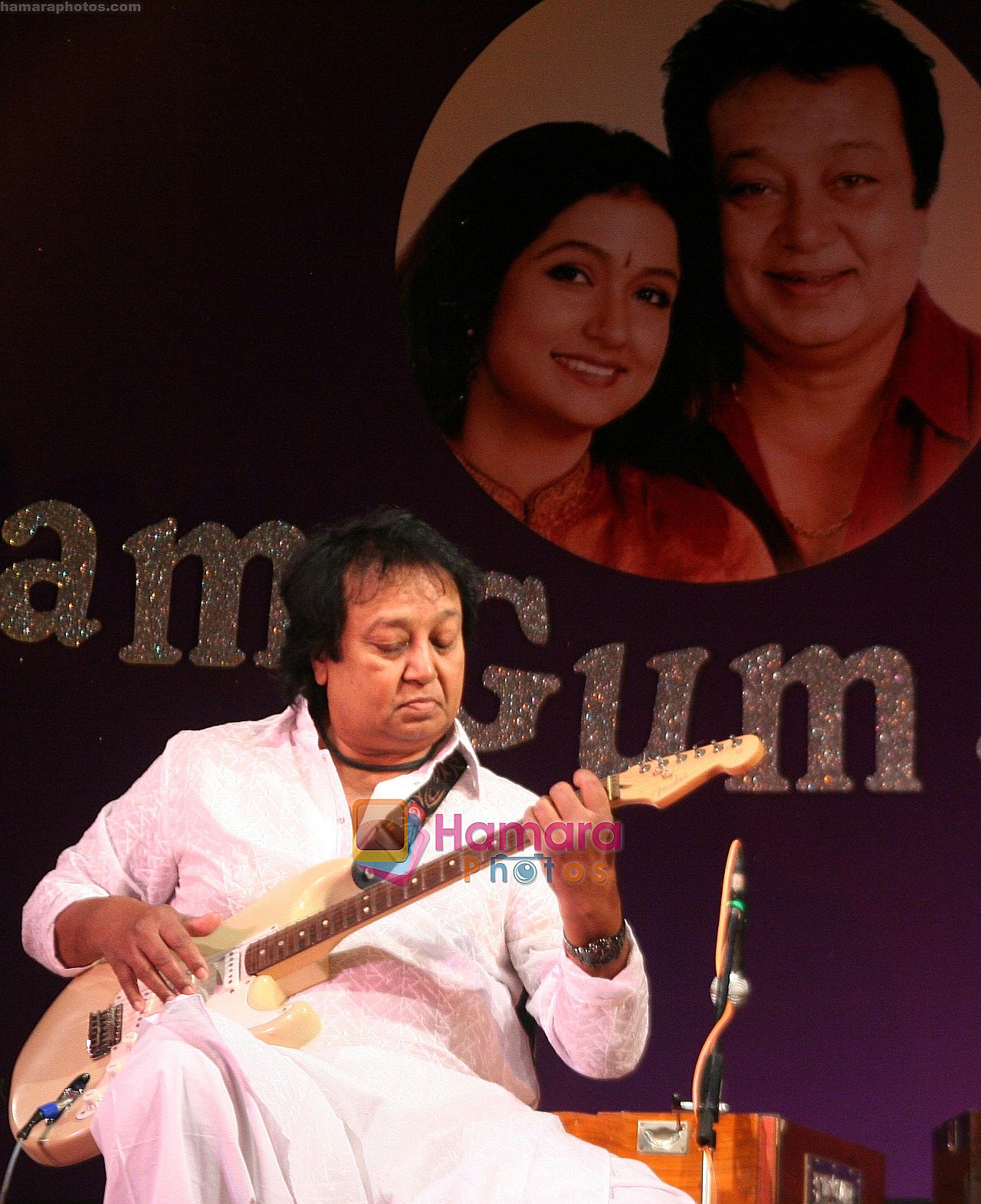 Bhupinder Singh at live musical extravaganza titled Lets Go Legend- Naam Gum Jayega in Ravindra Natya Mandir Prabhadevi on 29th Nov 2009 