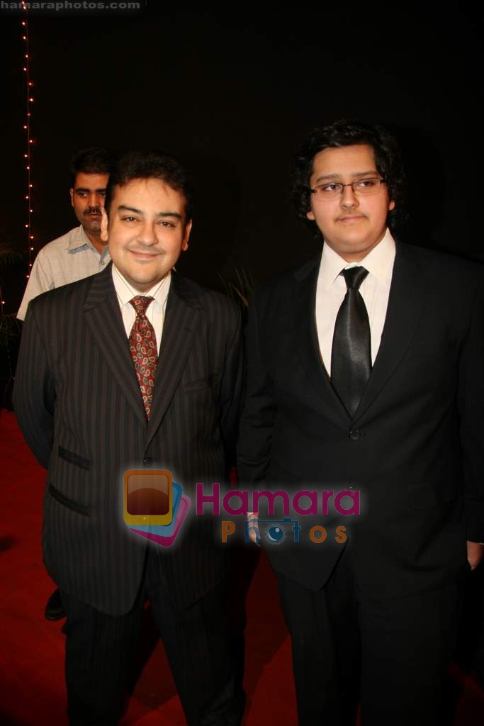 Adnan Sami, Azaan Sami at GR8 Indian Television Awards on 1st Dec 2009 