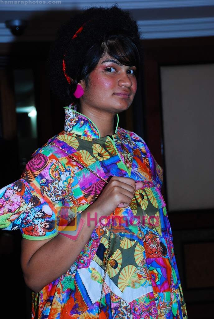  at Cotton World fashion showcase in Taj Land's End on 18th Dec 2009 
