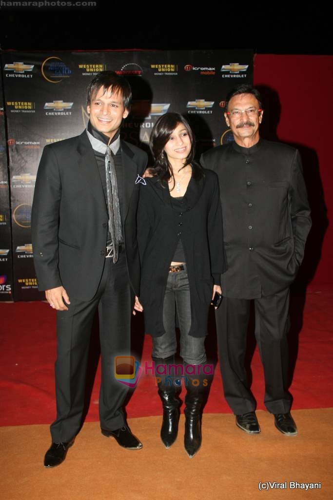 Vivek Oberoi at the Red Carpet of Apsara Awards in Chitrakot Grounds on 8th Jan 2010 