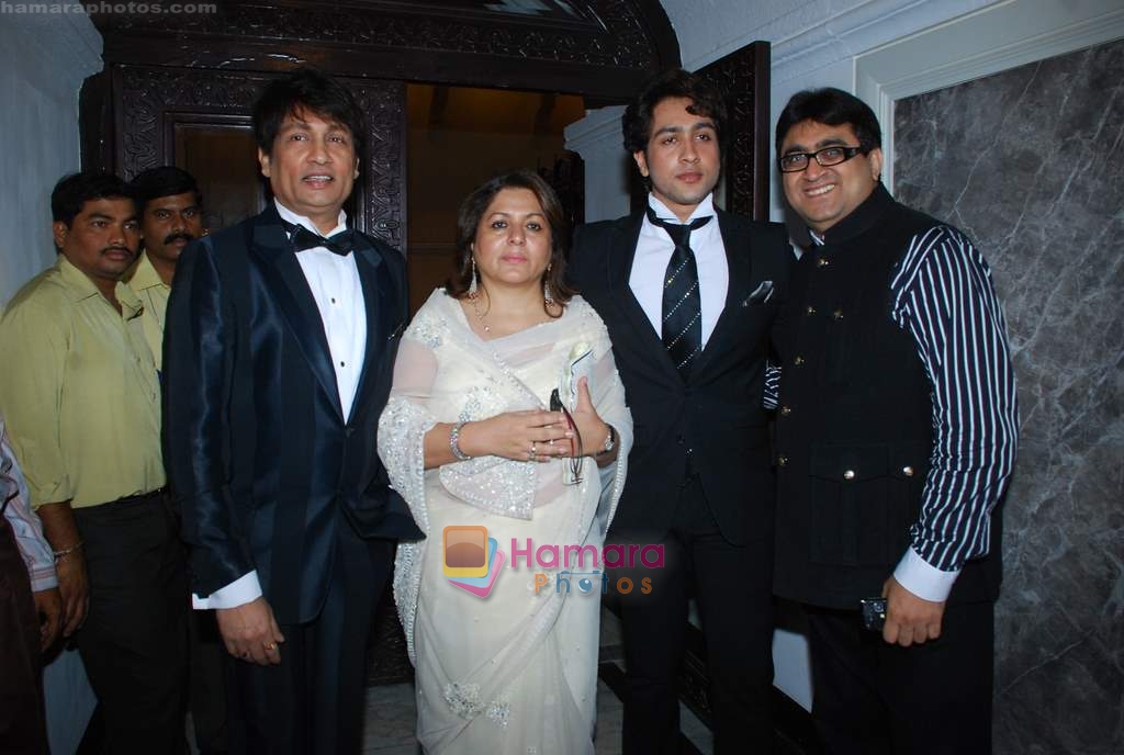 Shekhar Suman, Adhyayan Suman at CPAA fashion show in Taj Hotel on 9th Jan 2010 