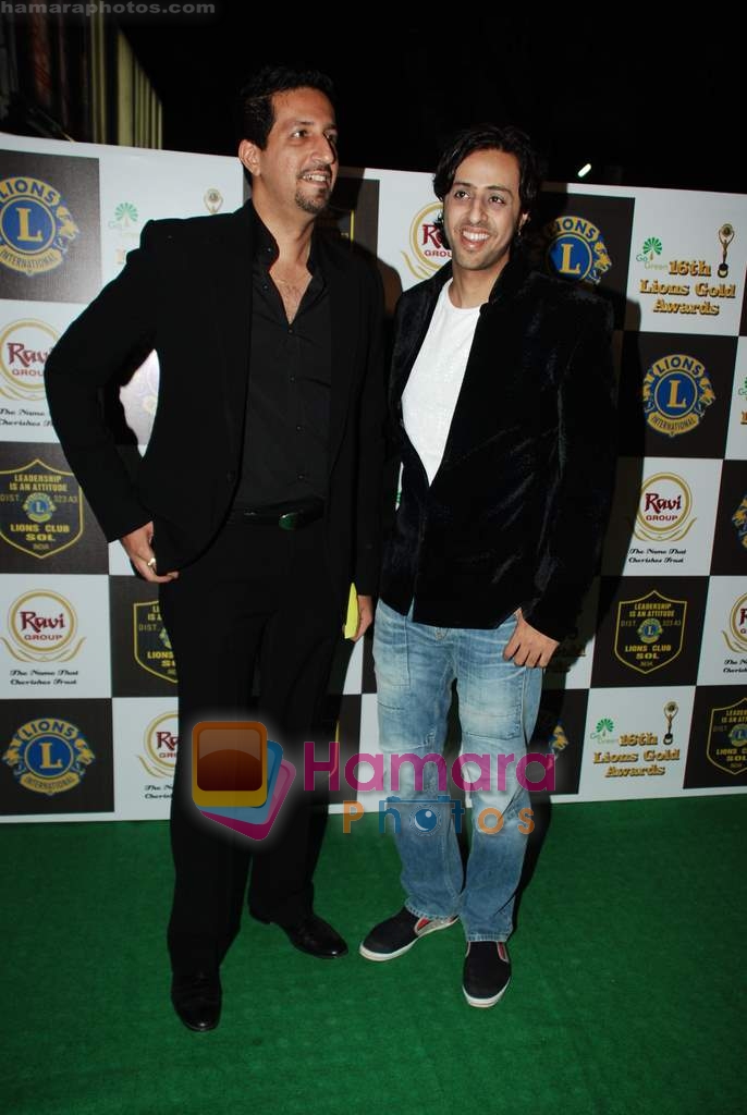 Salim Sulaiman at Lions Gold Awards in Bhaidas Hall on 14th Jan 2010 