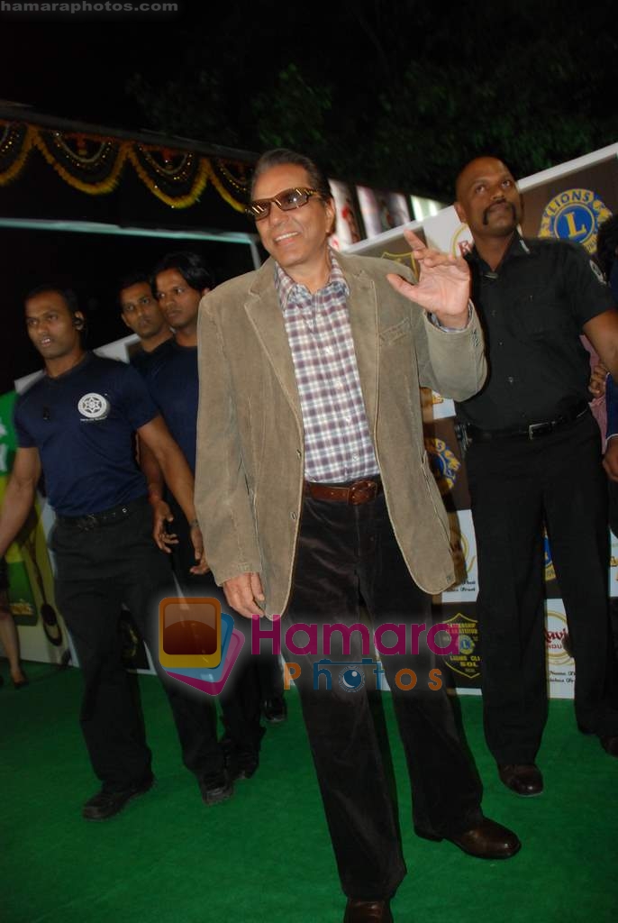 Dharmendra at Lions Gold Awards in Bhaidas Hall on 14th Jan 2010 