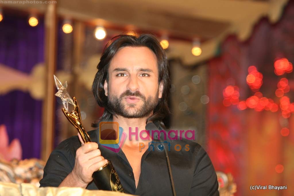 Saif Ali Khan at Stardust Awards on 17th Jan 2010  