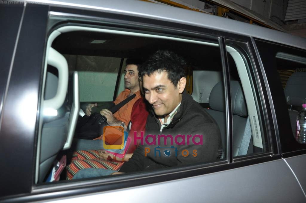 Aamir Khan Watch Veer in Ketnav on 20th Jan 2010 