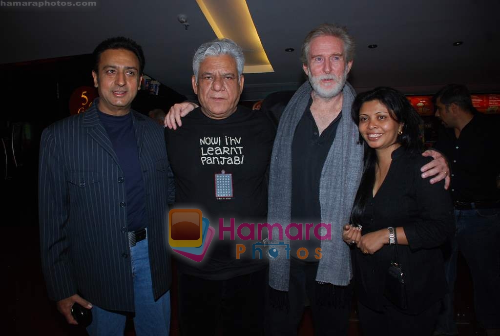 Gulshan Grover, Om Puri, Tom Alter at the Premiere of Hangman in Cinemax on 27th Jan 2010 