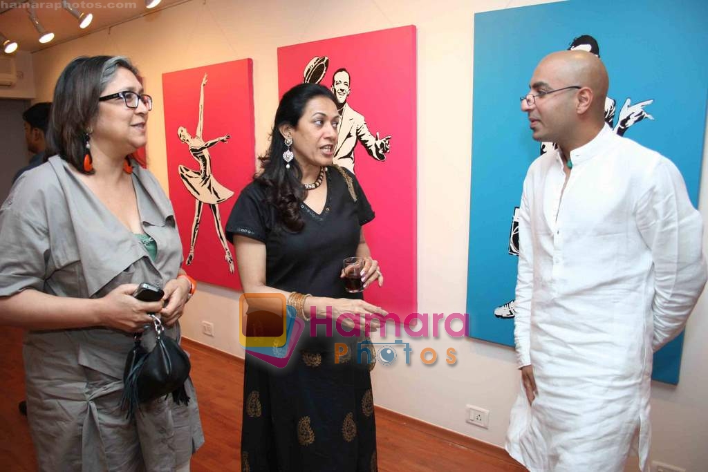 at Vincent's Painting Exhibition in Bandra, Mumbai on 27th Jan 2010 