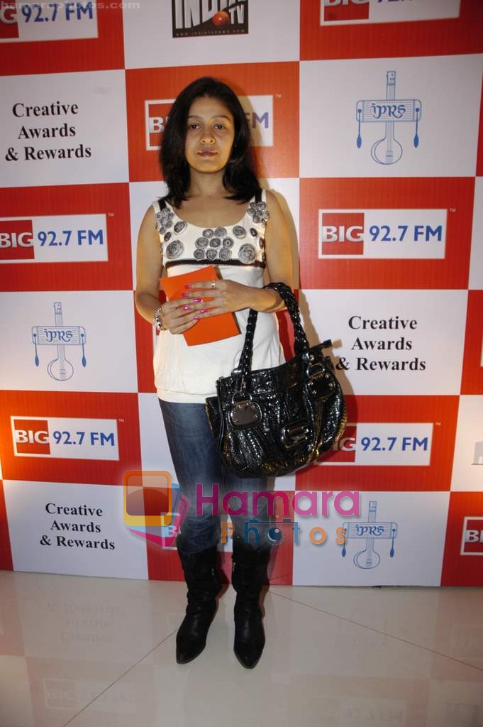 Sunidhi Chauhan at Big Mumbaikar Awards in Andheri on 4th Feb 2010 