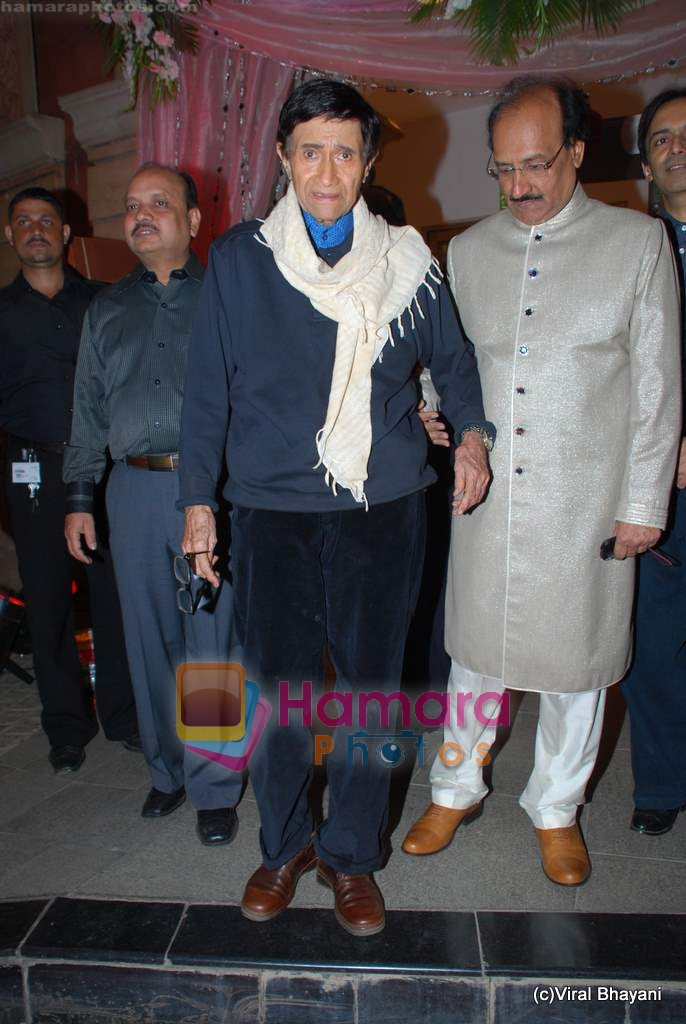 Dev Anand at DR PK Aggarwal's daughter's wedding in ITC Grand Maratha on 20th Feb 2010 