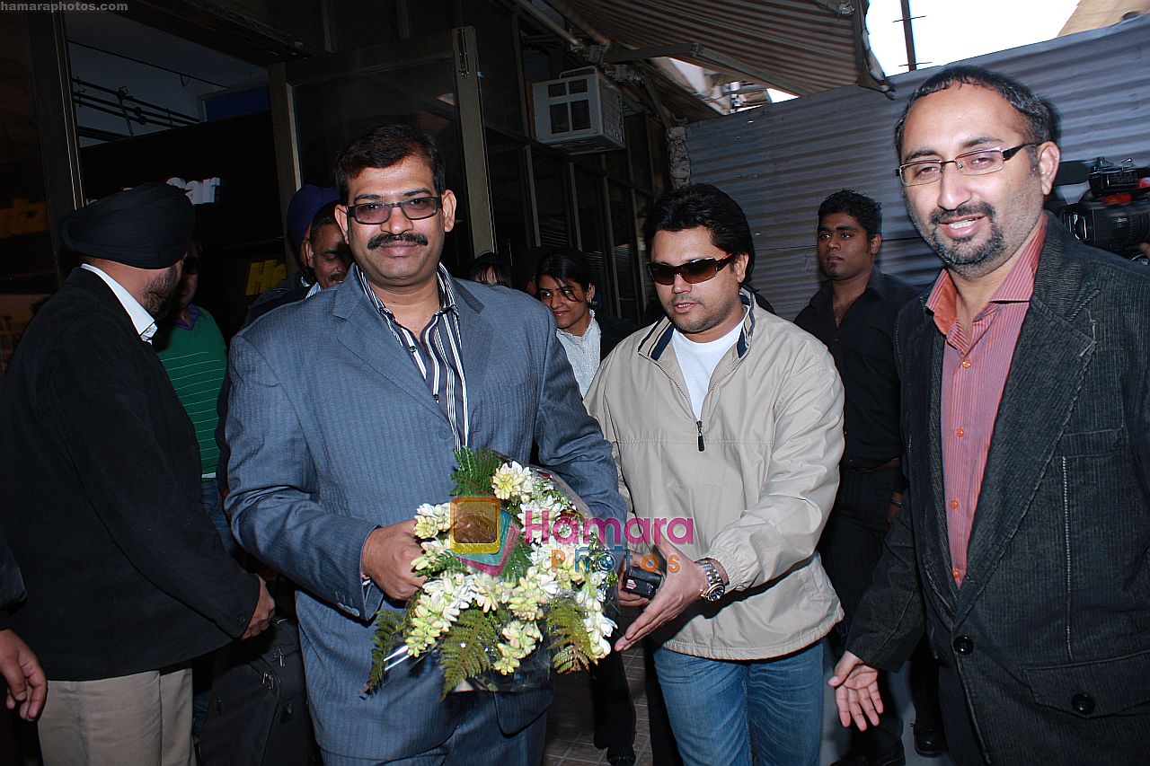 Mahesh Reddy, Anshul Nagar and others at AMR Foundation charity event in Chandigarh on 20th Feb 2010