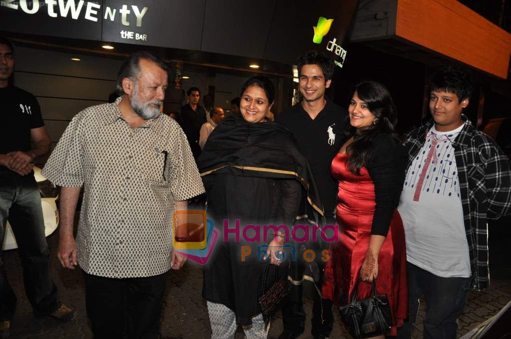 Pankaj Kapoor, Supriya Pathak, Shahid Kapoor at Shahid Kapoor's surprise birthday bash in Escobar on 24th Feb 2010 